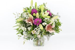 GARBÍ Ramo con floraciones en tonos pastel