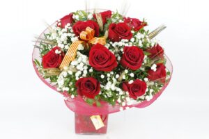 SANT JORDI RAM 12 ROSES AMB ESPIGUES I PANICULATA