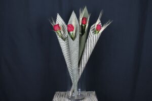 VENDA EXCLUSIVA A FLORISTERIA ROSA TIJA LLARGA AMB CÒNIC FARCELL RIGIT i ESPIGUES (amb tubular intern amb aigua)